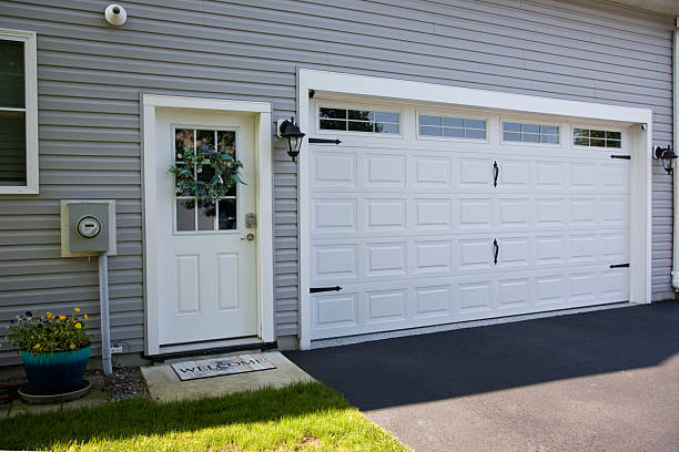 24/7 Emergency Garage Door Roller Replacement experts in Alexander County County, NC